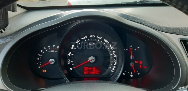 Kia Sportage 2013, 128,500 km - 2.0 л - Bakı