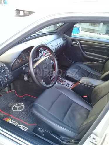 Mercedes C 240 1999, 330,000 km - 2.4 l - Bakı