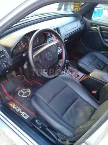 Mercedes C 240 1999, 330,000 km - 2.4 l - Bakı