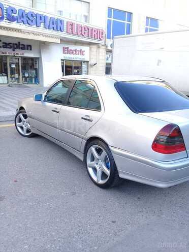 Mercedes C 240 1999, 330,000 km - 2.4 l - Bakı