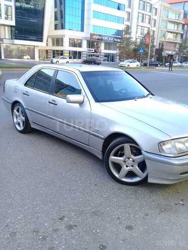 Mercedes C 240 1999, 330,000 km - 2.4 l - Bakı