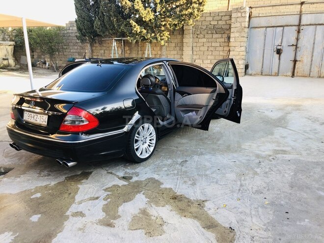 Mercedes E 320 2003, 330,000 km - 3.2 l - Bakı