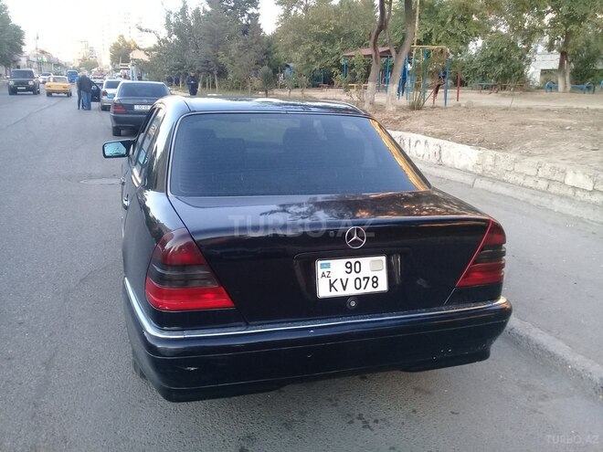 Mercedes C 220 1995, 298,400 km - 2.2 l - Bakı