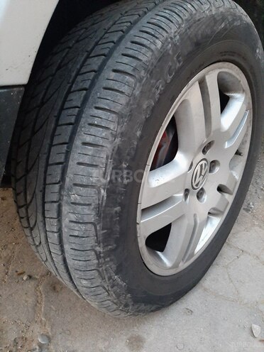 Volkswagen Touareg 2006, 175,000 km - 3.2 l - Sumqayıt