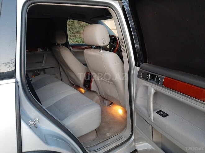 Volkswagen Touareg 2006, 175,000 km - 3.2 l - Sumqayıt