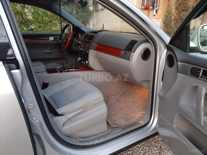 Volkswagen Touareg 2006, 175,000 km - 3.2 l - Sumqayıt