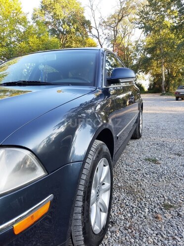 Volkswagen Passat 2004, 228,257 km - 1.8 l - Xaçmaz