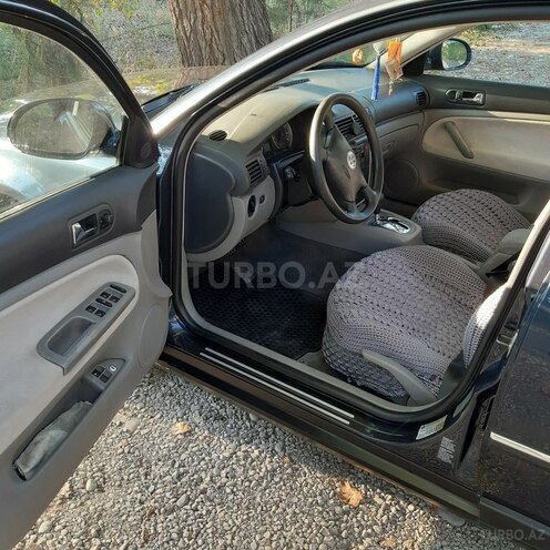 Volkswagen Passat 2004, 228,257 km - 1.8 l - Xaçmaz