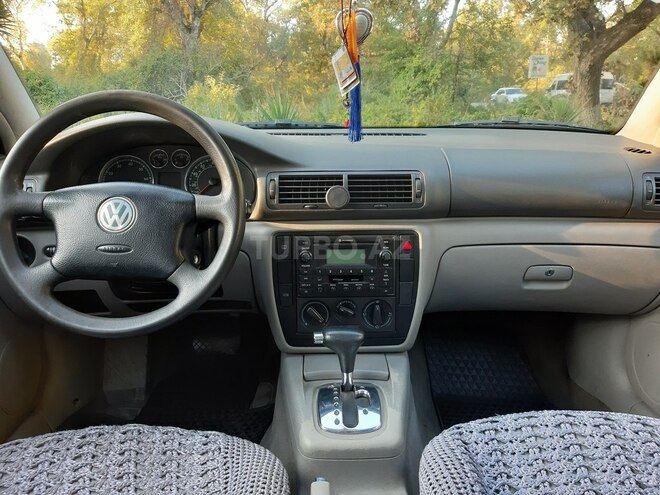 Volkswagen Passat 2004, 228,257 km - 1.8 l - Xaçmaz