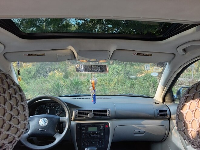 Volkswagen Passat 2004, 228,257 km - 1.8 l - Xaçmaz
