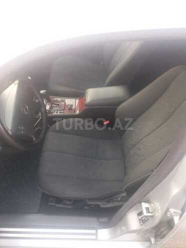 Mercedes E 220 2000, 245,000 km - 2.2 l - Bakı