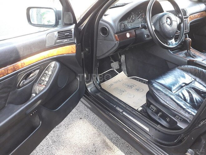 BMW 528 2000, 289,300 km - 2.8 l - Sumqayıt