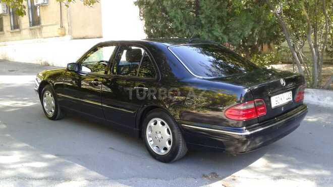 Mercedes E 280 2000, 203,000 km - 2.8 л - Bakı