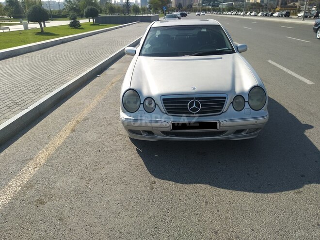 Mercedes E 320 2000, 370,000 km - 3.2 l - Bakı