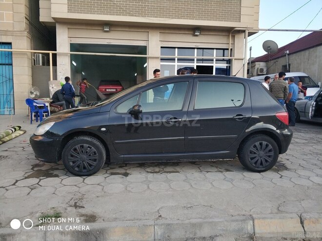 Peugeot 307 2003, 301,200 km - 2.0 l - Bakı
