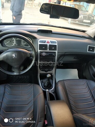 Peugeot 307 2003, 301,200 km - 2.0 l - Bakı