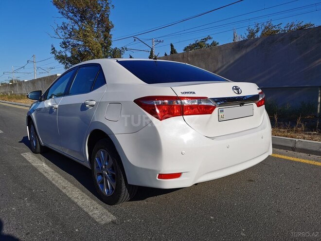 Toyota Corolla 2013, 134,000 km - 1.6 л - Bakı