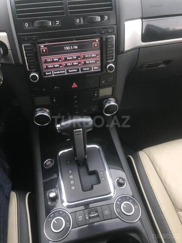 Volkswagen Touareg 2008, 85,500 km - 4.2 л - Sumqayıt