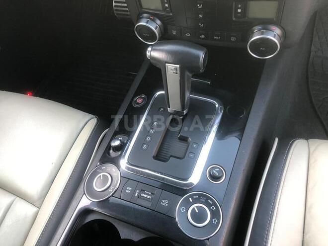 Volkswagen Touareg 2008, 85,500 km - 4.2 л - Sumqayıt