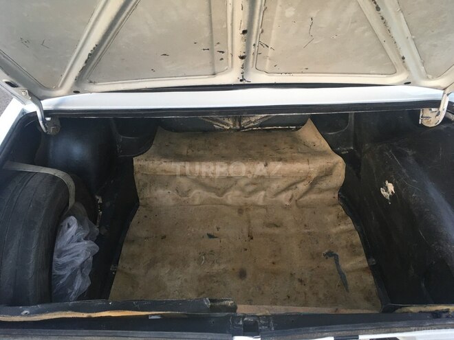 LADA (VAZ) 2106 1983, 545,000 km - 1.5 л - Yevlax