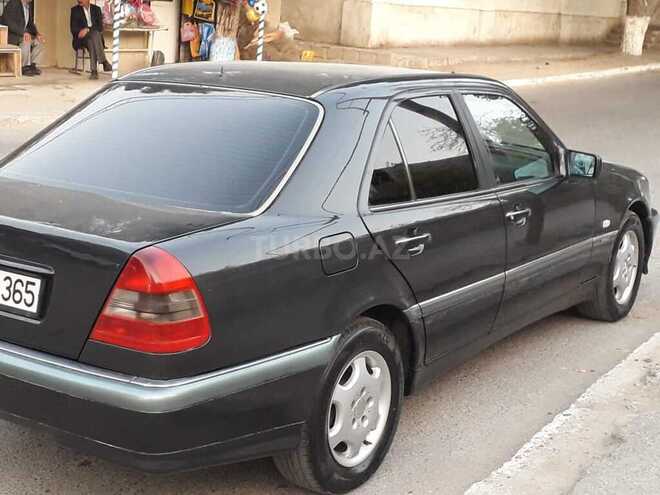 Mercedes C 200 1995, 320,000 km - 2.0 l - Bakı