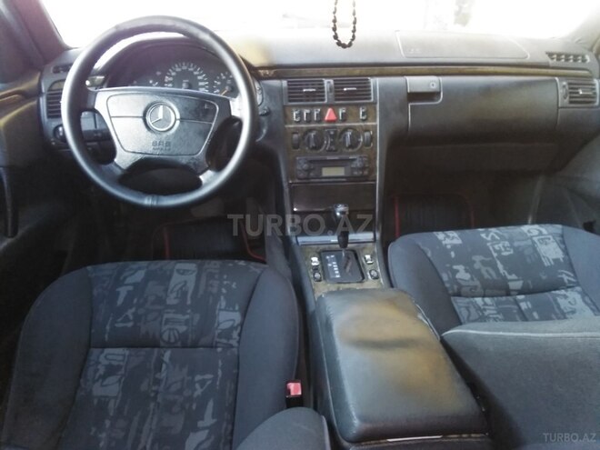 Mercedes E 230 1996, 345,000 km - 2.3 л - Bakı