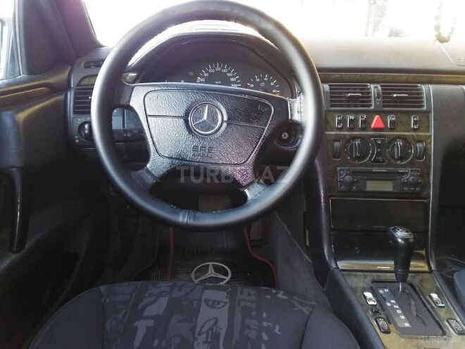 Mercedes E 230 1996, 345,000 km - 2.3 л - Bakı