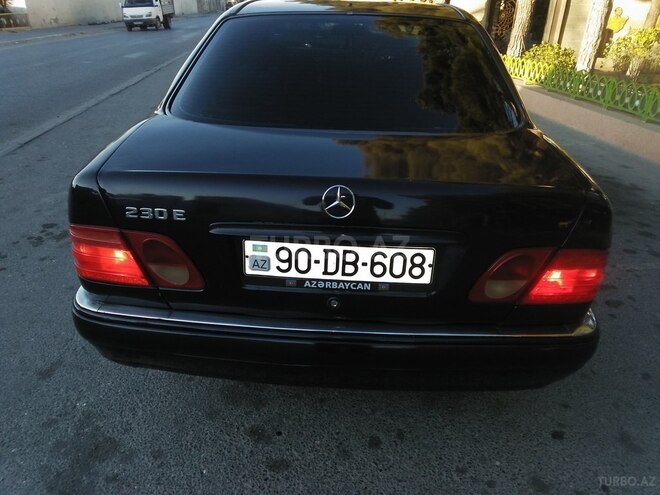 Mercedes E 230 1996, 345,000 km - 2.3 л - Bakı