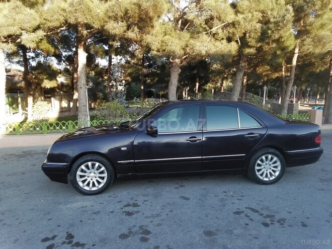 Mercedes E 230 1996, 345,000 km - 2.3 л - Bakı