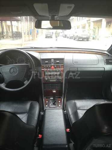Mercedes C 280 1998, 247,165 km - 2.8 l - Naftalan
