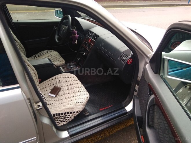 Mercedes C 200 1995, 315,000 km - 2.0 л - Qusar