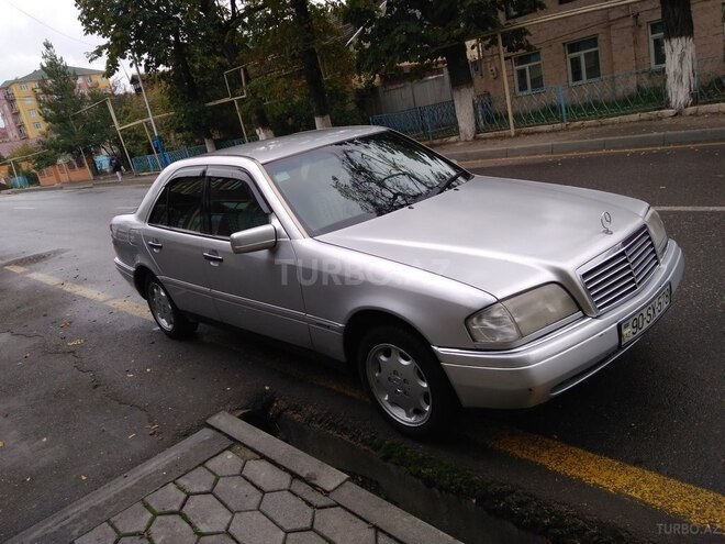 Mercedes C 200 1995, 315,000 km - 2.0 л - Qusar