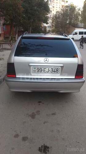 Mercedes C 220 2000, 278,000 km - 2.2 l - Bakı