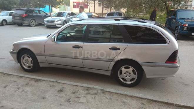 Mercedes C 220 2000, 278,000 km - 2.2 l - Bakı