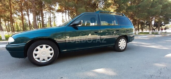 Opel Astra 1995, 453,000 km - 1.6 l - Sumqayıt