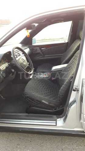 Mercedes E 320 1999, 310,000 km - 3.2 l - Beyləqan