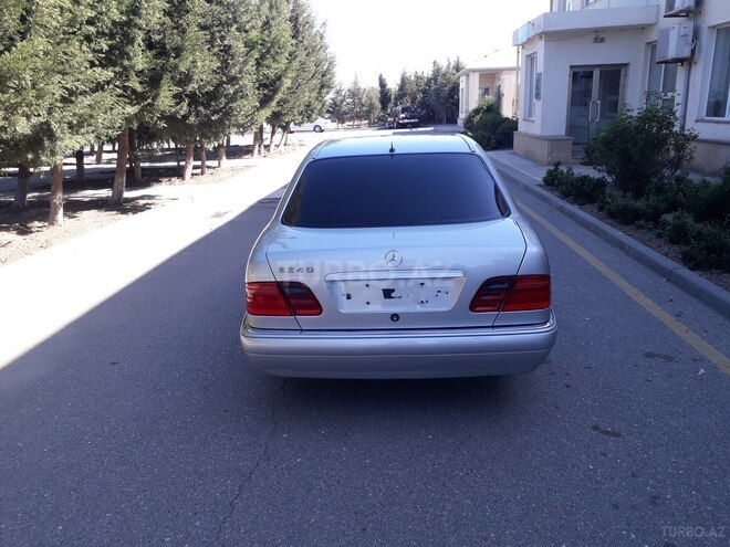 Mercedes E 240 1998, 302,125 km - 2.4 l - Sumqayıt