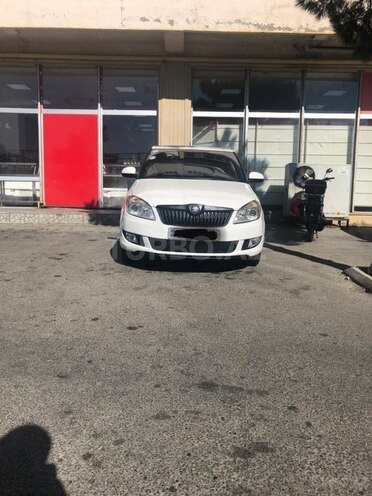 Skoda Fabia 2013, 149,900 km - 1.2 l - Bakı