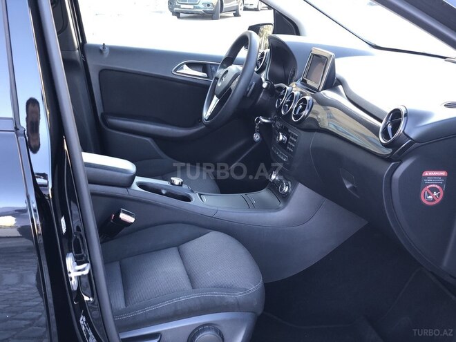 Mercedes B 180 2014, 233,000 km - 1.5 l - Bakı