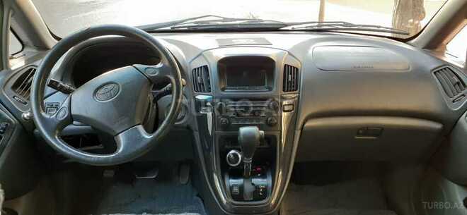 Toyota Harrier 2000, 175,000 km - 2.2 l - Bakı