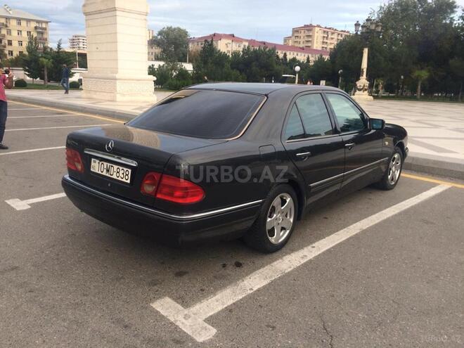 Mercedes E 230 1996, 260,000 km - 2.3 l - Sumqayıt