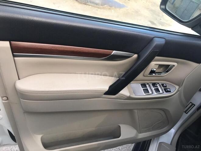 Mitsubishi Pajero 2008, 165,000 km - 3.0 l - Bakı
