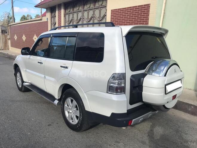Mitsubishi Pajero 2008, 165,000 km - 3.0 l - Bakı