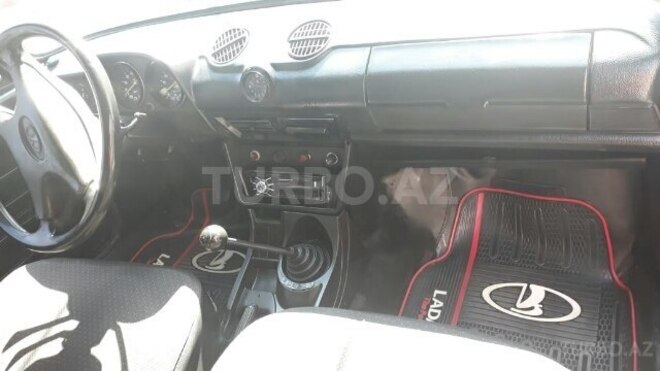 LADA (VAZ) 2106 2004, 265,476 km - 1.6 l - Salyan