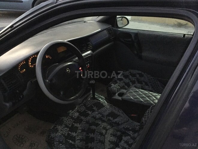 Opel Vectra 1996, 289,544 km - 1.8 l - Bakı
