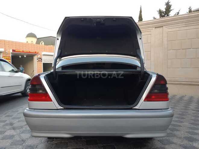 Mercedes C 220 2000, 323,000 km - 2.2 l - Bakı