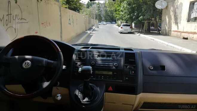 Volkswagen Caravelle 2009, 138,000 km - 2.5 l - Bakı
