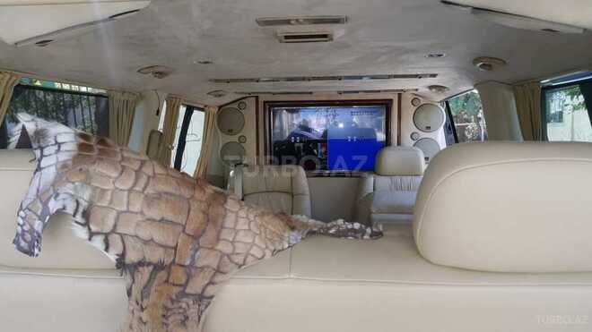 Volkswagen Caravelle 2009, 138,000 km - 2.5 l - Bakı