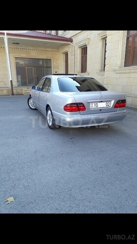 Mercedes E 240 2000, 224,000 km - 2.4 l - Ağdaş