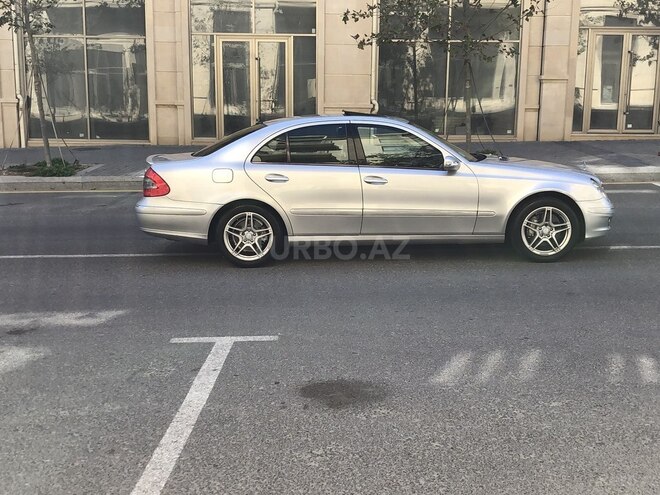 Mercedes E 350 2005, 226,000 km - 3.5 l - Bakı